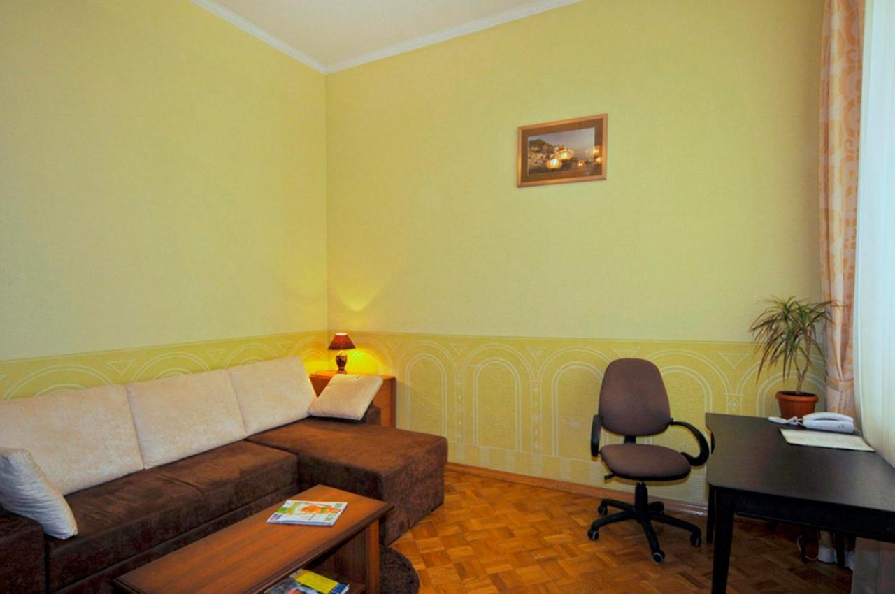 Central Area Apartments Kiev Eksteriør bilde