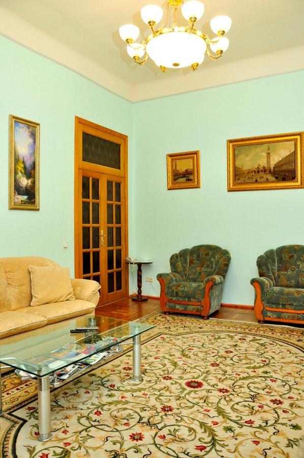 Central Area Apartments Kiev Eksteriør bilde